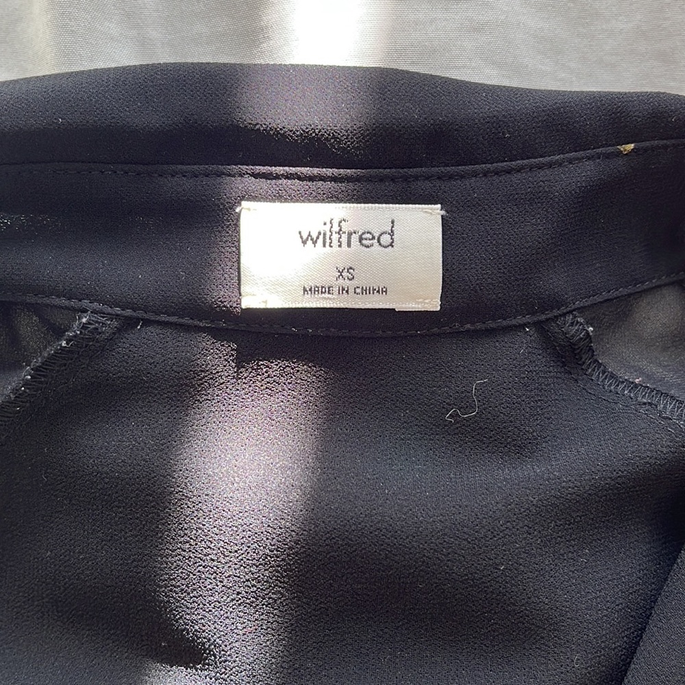 Wilfred Floral Button Up - Picture 2 of 3